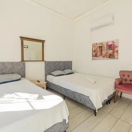 Gazde/Camere de închiriat Zuemruet Bodrum