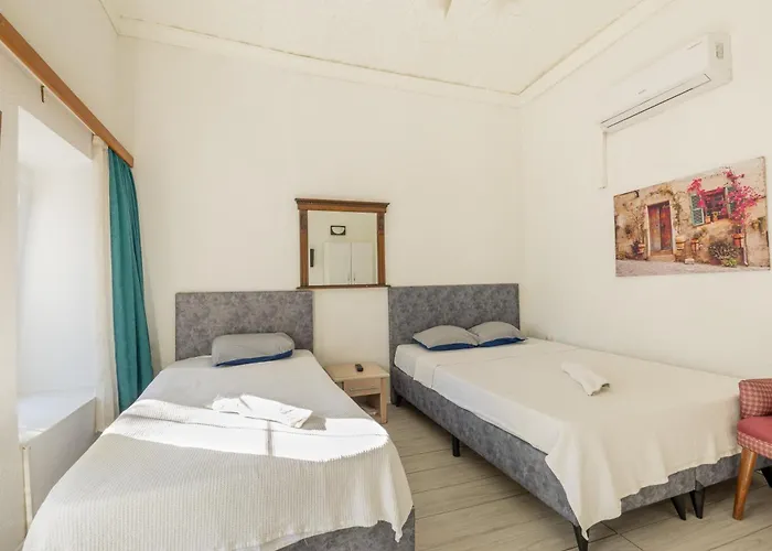 Zuemruet Homestay szállás *